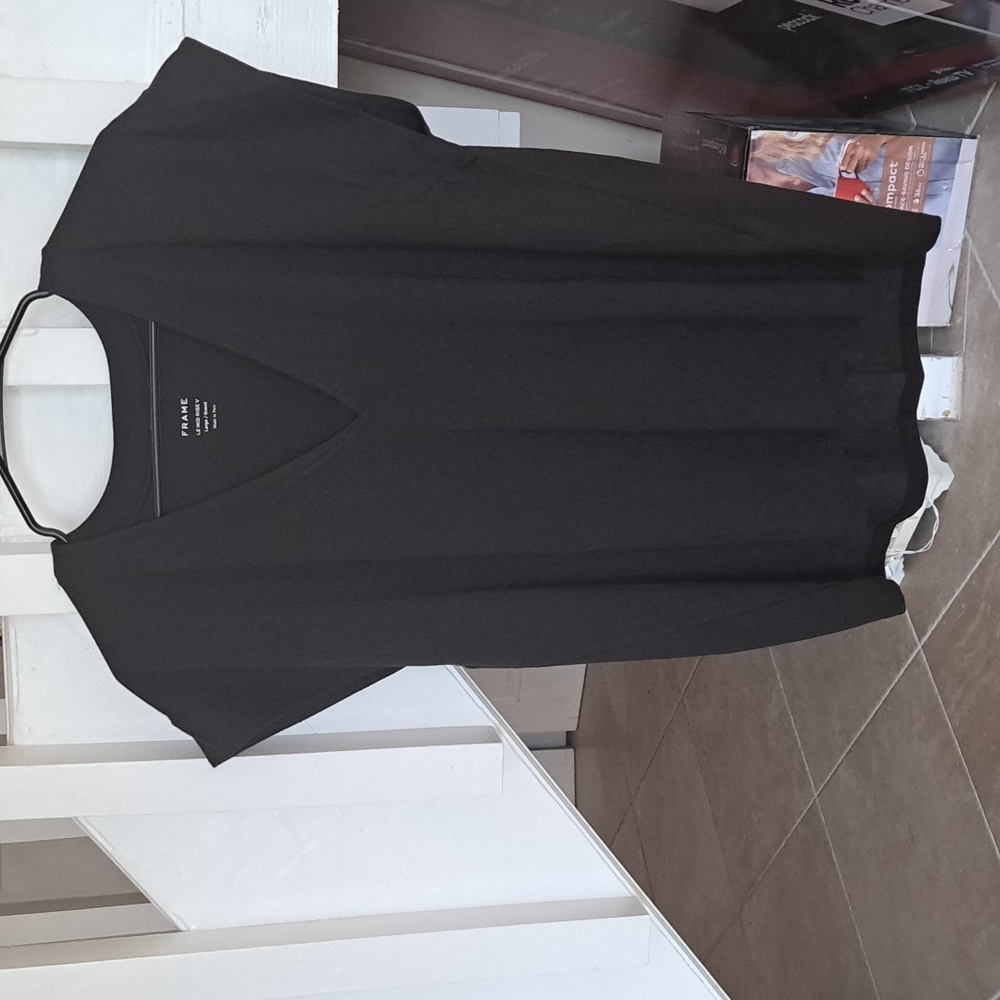 FRAME Black (noir)  LE Midrise V 100% Organic Pima Cotton Shirt szL Like New,